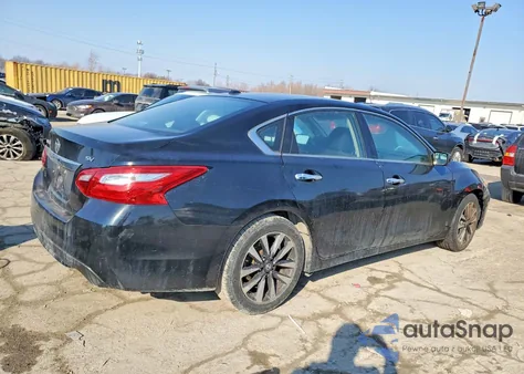 2017 Nissan Altima 2.5 из США, поврежденный, VIN 1N4AL3AP2HC209376